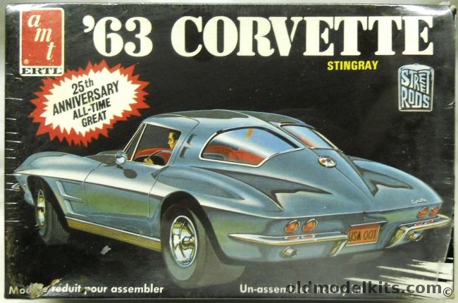 AMT 1/25 Chevrolet 1963 Corvette Stingray - Split Window Coupe, 6550 plastic model kit