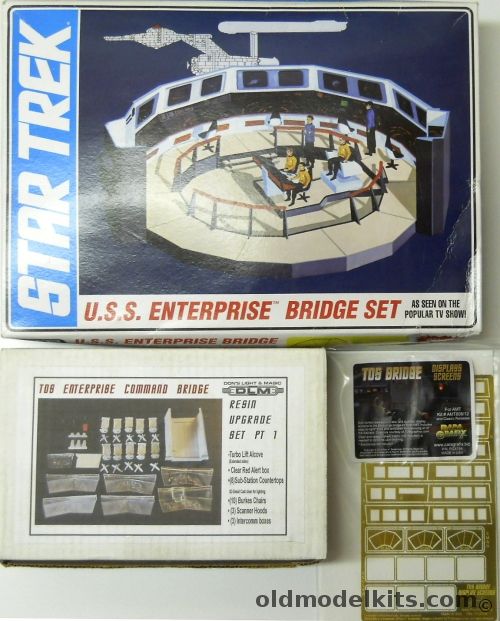 AMT 1/635 USS Enterprise Command Bridge Star Trek - With DLM Resin Upgrade Set And ParaGrafix Bridge Display Screens, AMT808-12 plastic model kit