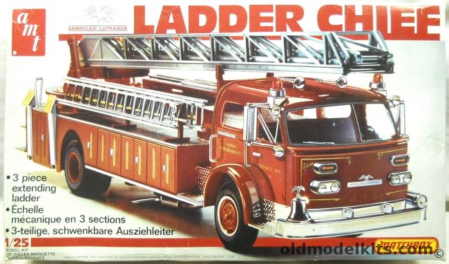 AMT 1/25 American LaFrance Ladder Chief  Fire Truck - (1000 Series), PK-6121 plastic model kit