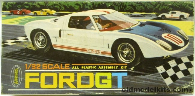 Aurora 1/32 Ford GT, 559-79 plastic model kit