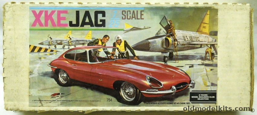 Aurora 1/25 Jaguar XKE - Young Model Builders Club Issue, 754 plastic model kit