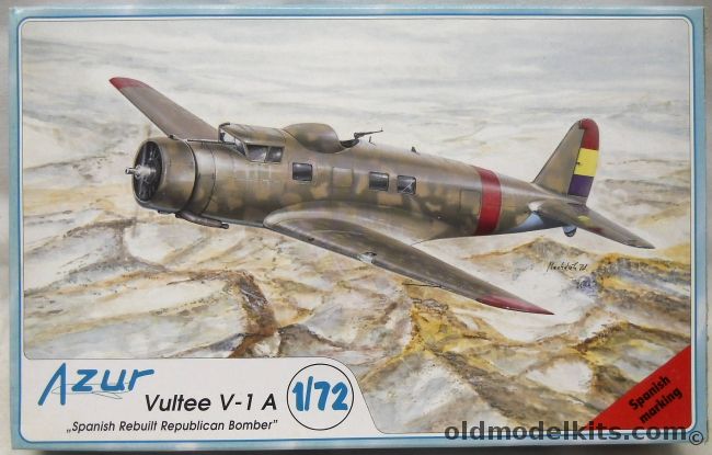 Azur 1/72 Vultee V-1 A Spanish Republican Bomber - Spanish Republican Air Force Gruppo 72 1937 / Spanish Republican Air Force Gruppo 1938 - BAGGED, A038 plastic model kit