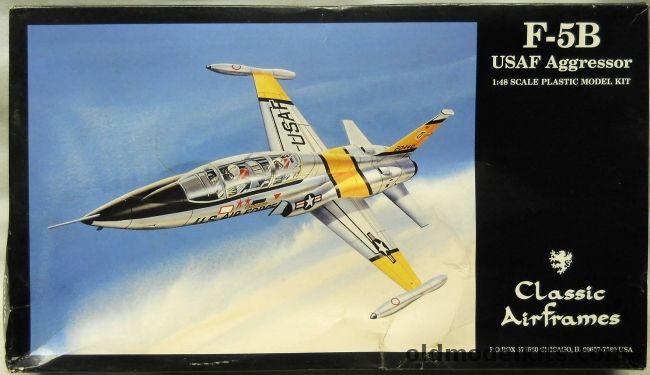 Classic Airframes 1/48 F-5B Aggressor - Royal Canadian Air Force RCAF 1978 / USAF Luke Air Force Base / USAF 425th TFTS Williams Air Force Base Arizona, 487 plastic model kit