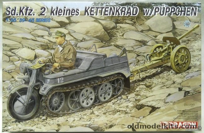 Dragon 1/35 Sd.Kfz.2 Kleines Kettenkrad With Puppchen, 6114 plastic model kit