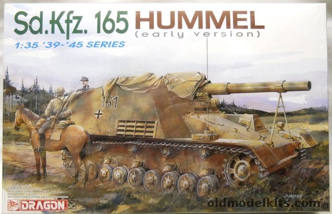 Dragon 1/35 Sd.Kfz. 165 Hummel - Early Version, 6204 plastic model kit