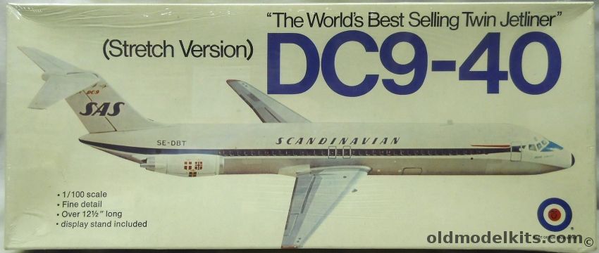 Entex 1/100 Douglas DC-9-40 Stretch Version - SAS Airlines, 8513 plastic model kit