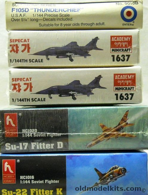 Entex 1/144 F-105D Thunderchief / TWO Academy Sepecat Jaguar / Hobby Craft  Su-17 Fitter D And Su-22 Fitter K, 9010B plastic model kit