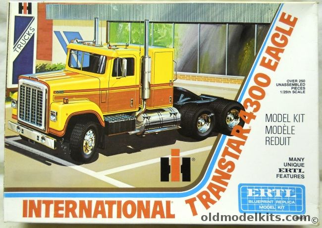 ERTL 1/25 International Transtar 4300 Eagle Semi Tractor Truck, 8025 plastic model kit