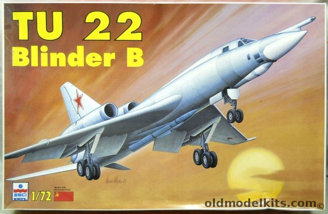 ESCI 1/72 TU-22 Blinder B - With AS-4 Kitchen Missile, 9098 plastic model kit