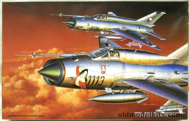 Fujimi 1/72 Mig-21MF Pin Up Mig - Czechoslovakian Air Force #1113 / Czech AF #1114 / Czech AF #5210 or #4315 or #9802 Cerklje Air Base 1990 /, 35110 plastic model kit