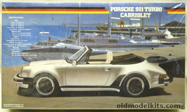 Fujimi 1/24 Porsche 911 Turbo Cabriolet, 36 plastic model kit