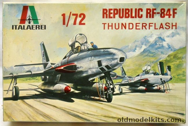 Italaerei 1/72 Republic RF-84F Thunderflash - Italian or Spanish Air Forces, 108 plastic model kit