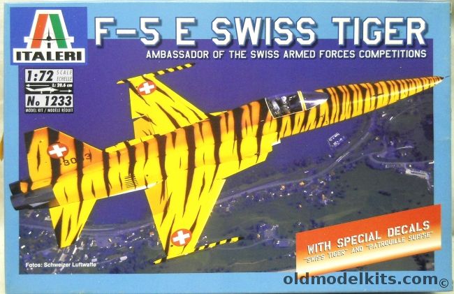 Italeri 1/72 TWO F-5E Swiss Tiger - Tiger Meet Or Patrouille Suisse 1995, 1233 plastic model kit