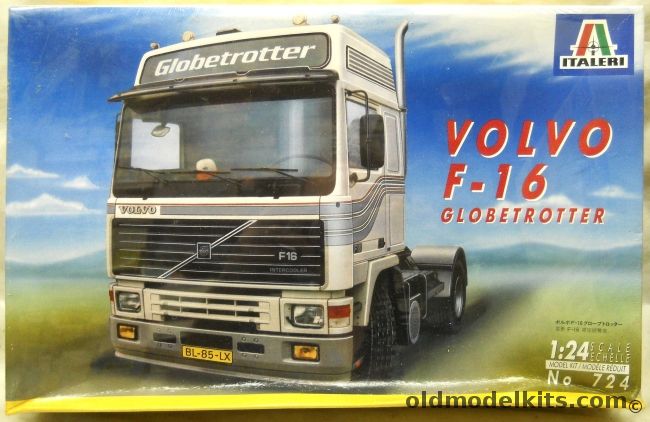 Italeri 1/24 Volvo F-16 Globetrotter Semi Tractor Truck, 724 plastic model kit