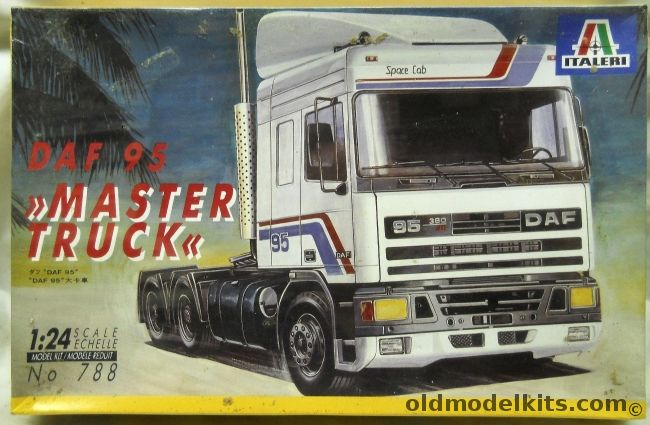 Italeri 1/24 DAF 95 Master Truck, 788 plastic model kit