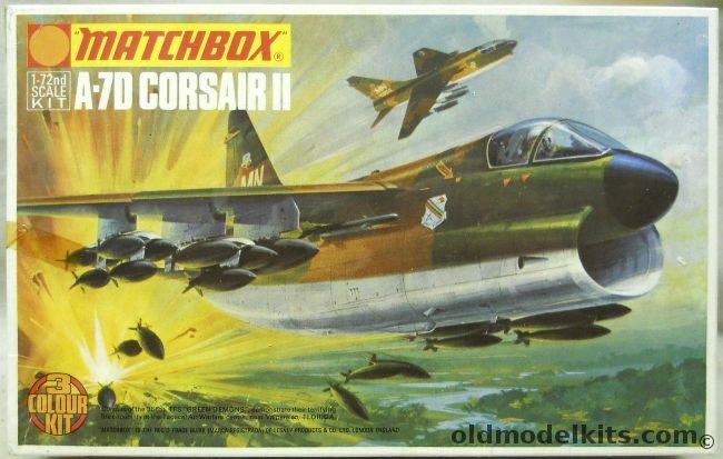 Matchbox 1/72 LTV A-7D Corsair II - 356 TFS 'Green Demons' 354 TFW South Carolina 1972 or 357 TFS 'Licking Dragons' 355 TFW Arizona, PK-101 plastic model kit
