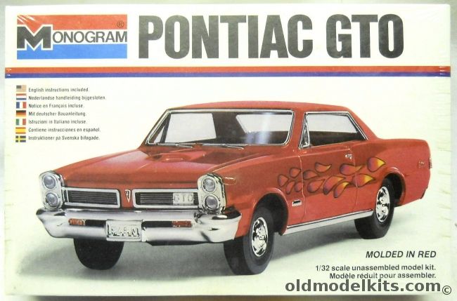 Monogram 1/32 Pontiac GTO - 1965, 2002 plastic model kit