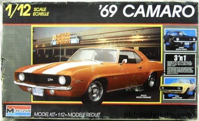 Monogram 1/12 1969 Chevrolet Camaro Z28 -  3 n1 Kit - Stock / Street / Drag Versions, 2802 plastic model kit