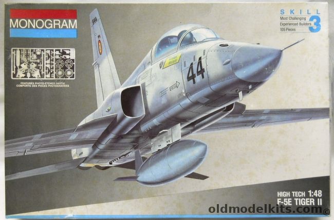 Monogram 1/48 F-5E Tiger II Navy Aggressor - High Tech Issue with Photoetched Details, 5470 plastic model kit