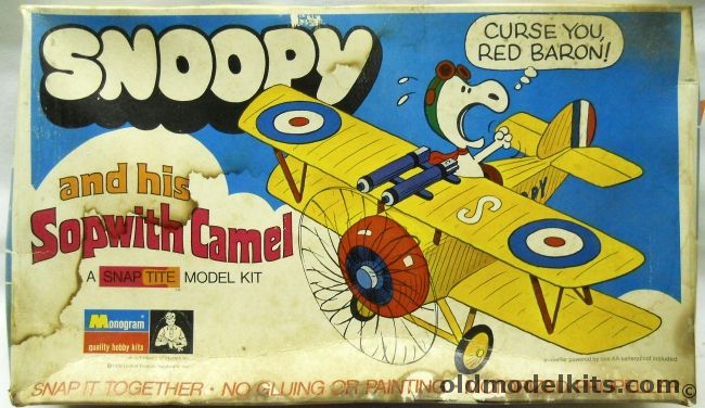 Monogram Snoopy and his Sopwith Camel - Snap Tite Motorized Model, 6779 plastic model kit