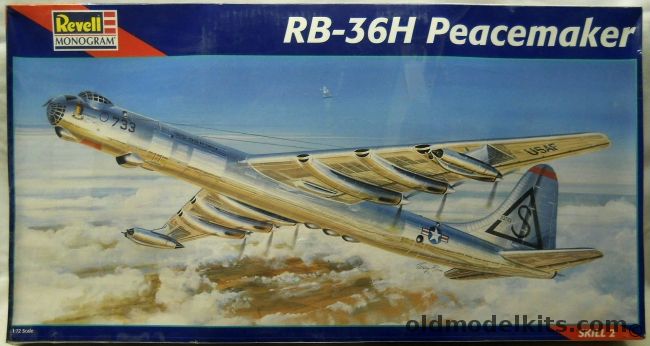 Monogram 1/72 RB-36H Or B-36H Peacemaker - 28th Strategic Reconnaissance Wing Ellsworth AFB S. Dakota (RB-36H) - 7th Bomb Wing Carswell AFB Texas (B-36H), 85-5710 plastic model kit