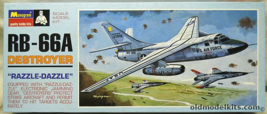 Monogram 1/83 RB-66A Destroyer - Blue Box Issue, PA204-130 plastic model kit