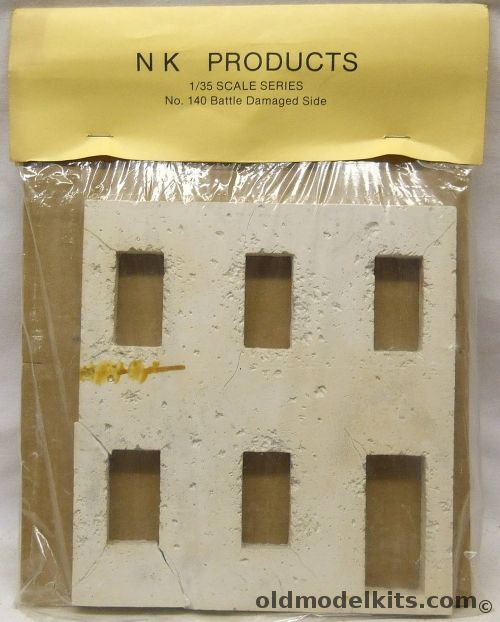 NK products 1/35 Battle Damaged Side - Ruined Building - Bagged, 140 plastic model kit