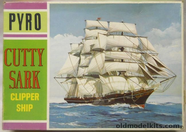 Pyro Cutty Sark Clipper Ship - With Sails, B248-125 plastic model kit