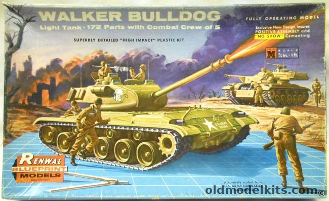 Renwal 1/32 Walker Bulldog Light Tank - With Combat Crew, M554-198 plastic model kit