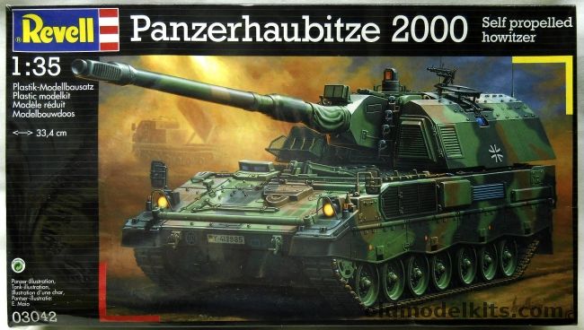 Revell 1/35 Panzerhaubitze 2000 - Self Propelled Howtizer, 03042 plastic model kit