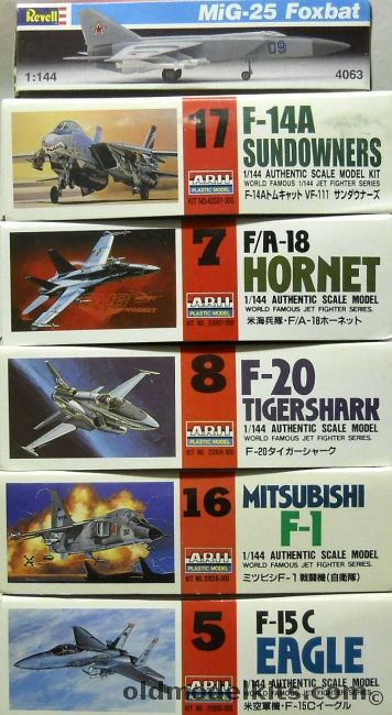 Revell 1/144 Mig-25 Foxbat / Arii F-14A Tomcat Sundowners / F/A-18 Hornet / F-20 Tigershark / Mitsubishi F-1 / F-15C Eagle, 4063 plastic model kit
