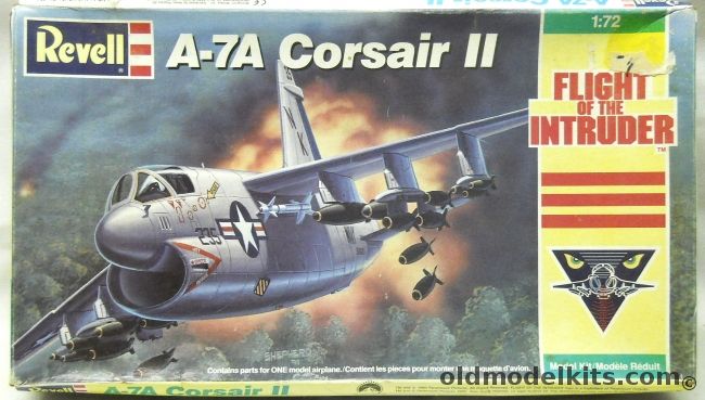 Revell 1/72 A-7A Corsair II Flight Of The Intruder - VA-15 USS Independence, 4393 plastic model kit