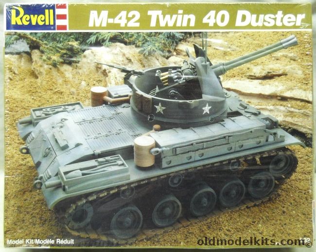 Revell 1/32 M-42 Twin 40mm Duster Anti-Aircraft  Gun - (ex Renwal Twin 40), 8000 plastic model kit