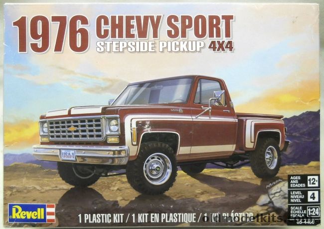 Revell 1/25 1976 Chevy Sport 4x4 Stepside Pickup - Chevorlet C/K Third Generation Truck, 85-4486 plastic model kit