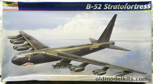 Monogram 1/72 B-52 Stratrofortress - (B-52D ex Monogram), 85-5709 plastic model kit