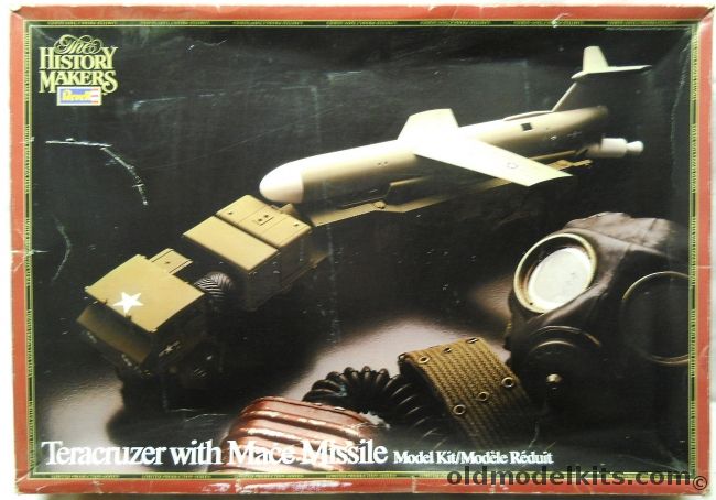 Revell 1/32 Teracruzer with TM-76 Mace Missile History Makers - (ex Renwal), 8628 plastic model kit