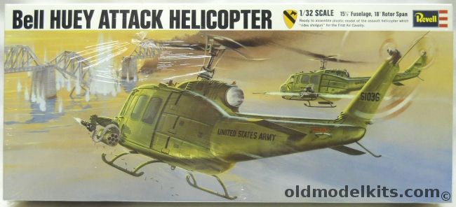 Revell 1/32 Bell Huey Attack Helicopter UH-1, H259 plastic model kit