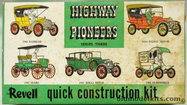 Revell 1/32 1910 Pierce Arrow Highway Pioneers, H48-89 plastic model kit