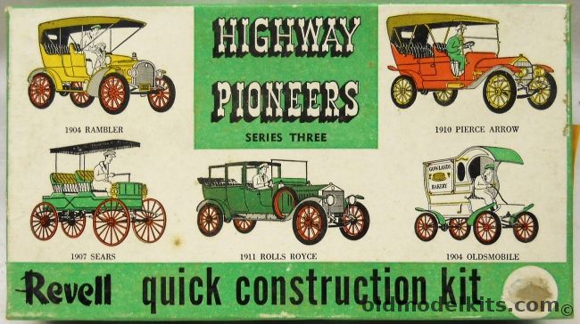 Revell 1/32 1910 Pierce Arrow Highway Pioneers, H48-89 plastic model kit