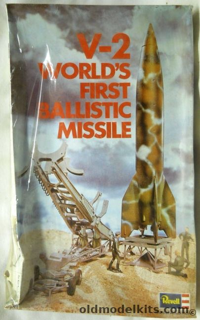 Revell 1/54 V-2 Worlds First Ballistic Missile - With Interior Details / Launcher / Trailer, H560 plastic model kit