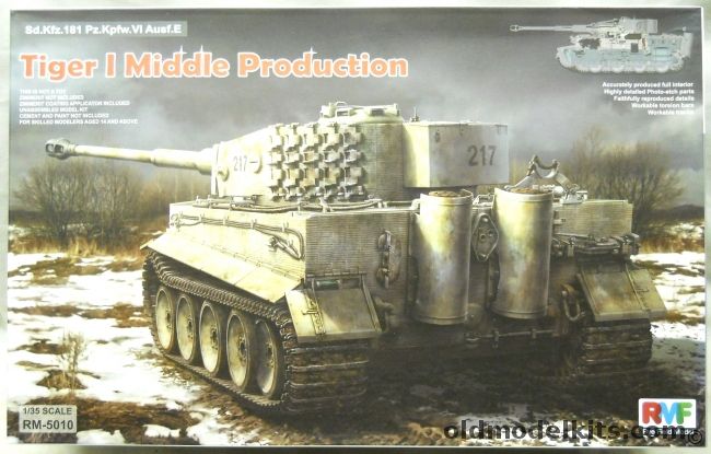 Rye Field Model 1/35 Tiger I Middle Production - With Full Interior, RM-5010 plastic model kit