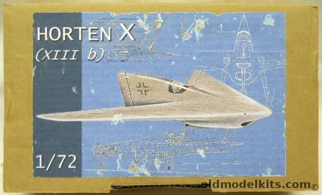 Sharkit 1/72 Horton X (XIIb) plastic model kit