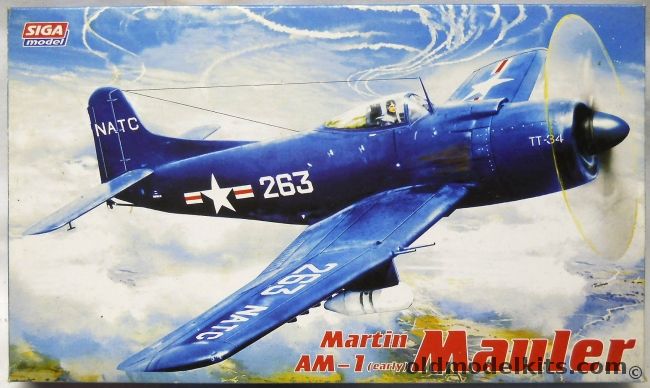 Siga 1/72 Martin AM-1 Mauler - Early - Aircraft 22257 Plant Flight Test 1947 / Aircraft 22263 Tactical Test Division NATC Patuxent River 1948 / 22307 Flight Test Division NATC Patuxent River 1950, 72015 plastic model kit