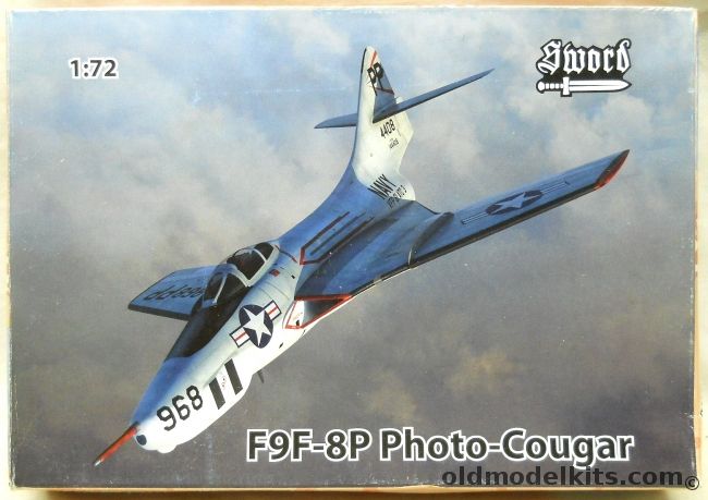 Sword 1/72 F9F-8P Photo Cougar - VFP-62 USS Saratoga SVA-60 1958 / VFP-61 USS Kearsarge CVA-33 1957 - (F9F / F9F8P), SW72087 plastic model kit