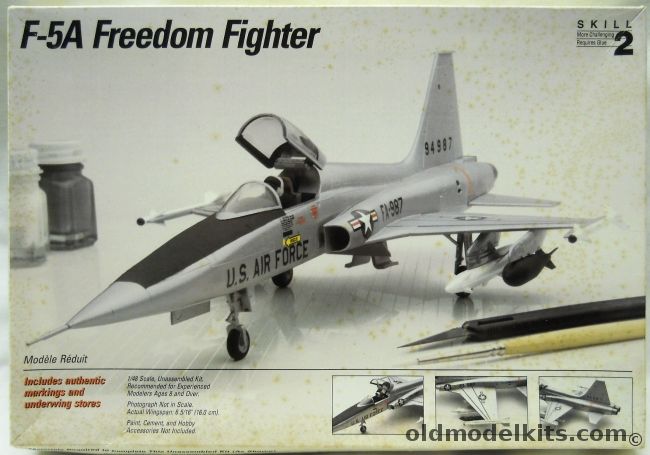 Testors 1/48 F-5A Tiger Freedom Fighter - USAF 10th Fighter Command Squadron Bien Hoa Vietnam 1965 / First Prototype Edwards AFB 1959 - (ex Hawk), 521 plastic model kit